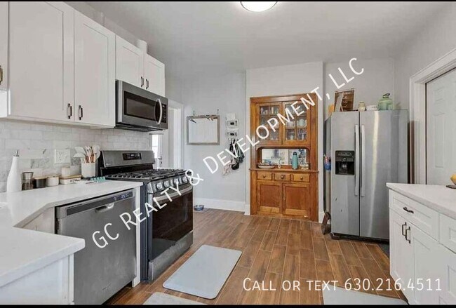 Foto del edificio - 2324 W 25th St
