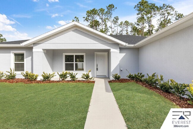 Building Photo - FULLY FENCED, UPGRADED 3/2/2 IN DESIRABLE PINE GROVE