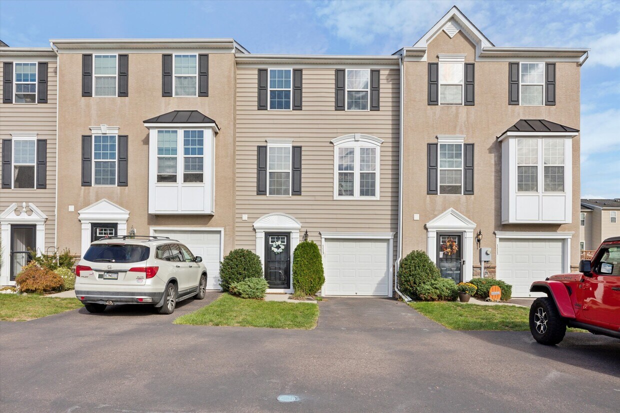 Foto principal - 113 Raven Ct