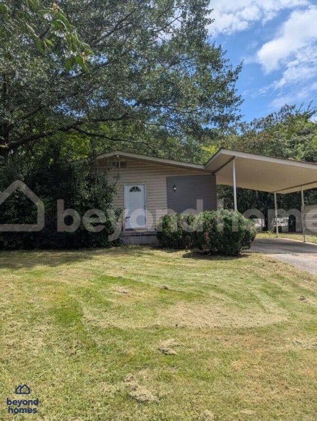 Building Photo - 1225 Birchwood St