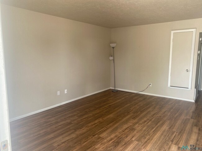 Building Photo - 906 Bullock Ct