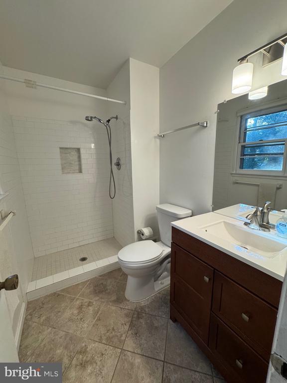 Building Photo - 4222 Braeburn Dr