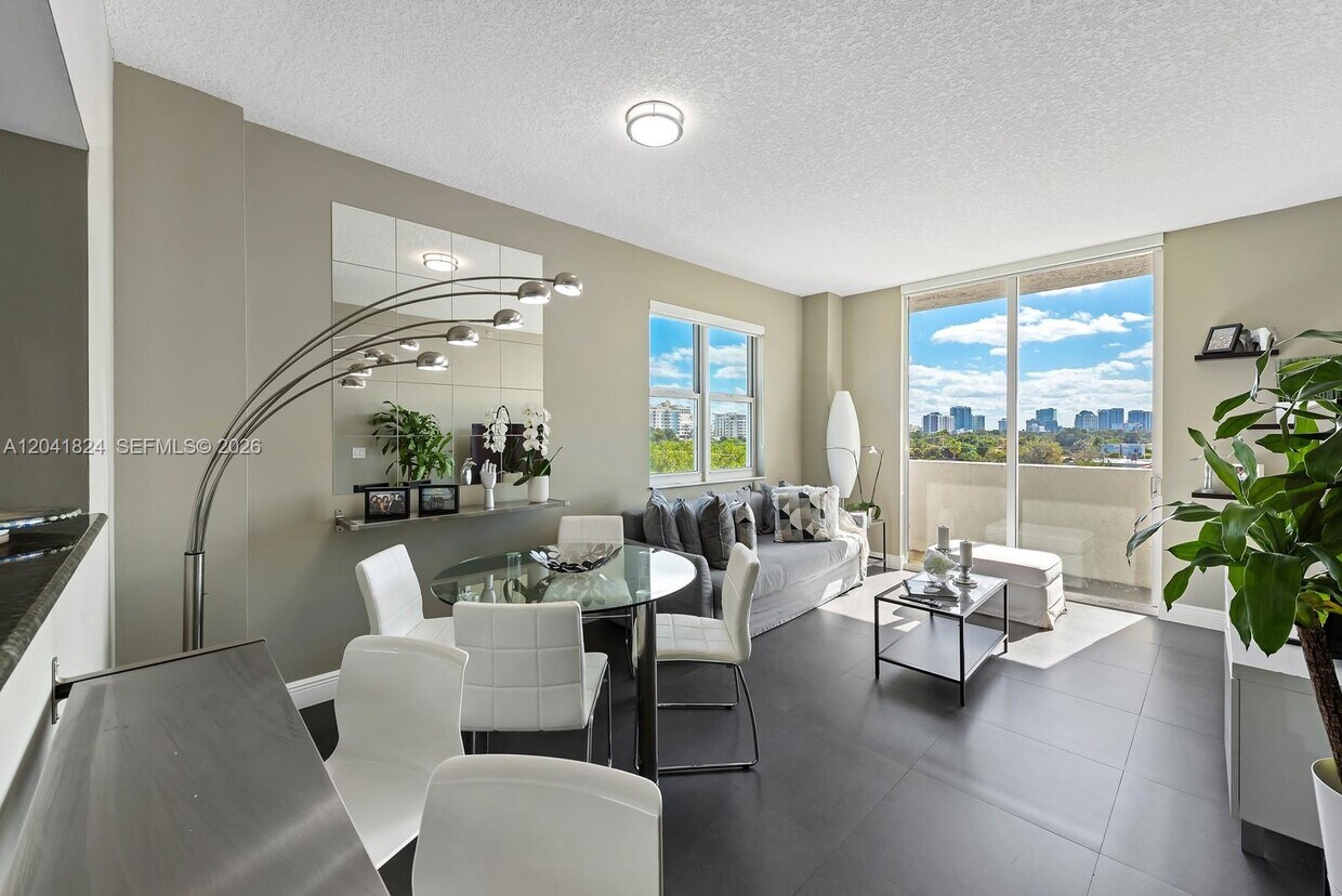 Building Photo - 3000 Coral Way
