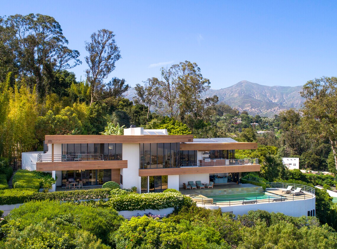 Building Photo - 811 Camino Viejo Rd