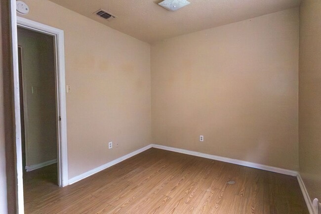 Building Photo - 11702 Welcome Dr