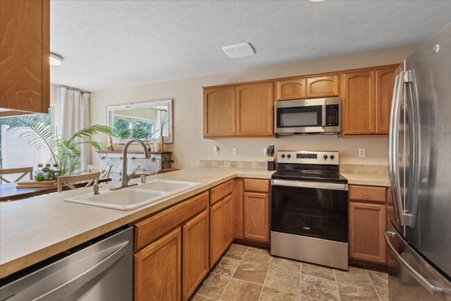 Building Photo - 9306 North Mountain Lane