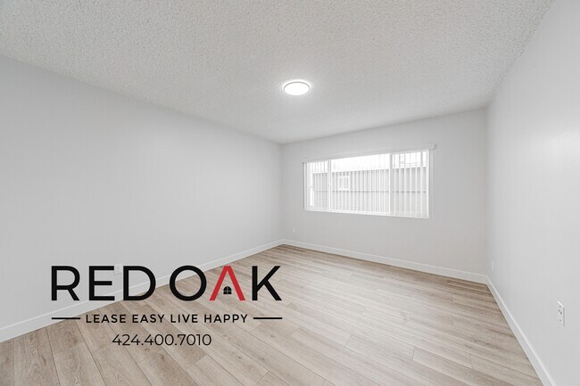 Foto del edificio - 18545 Clark St