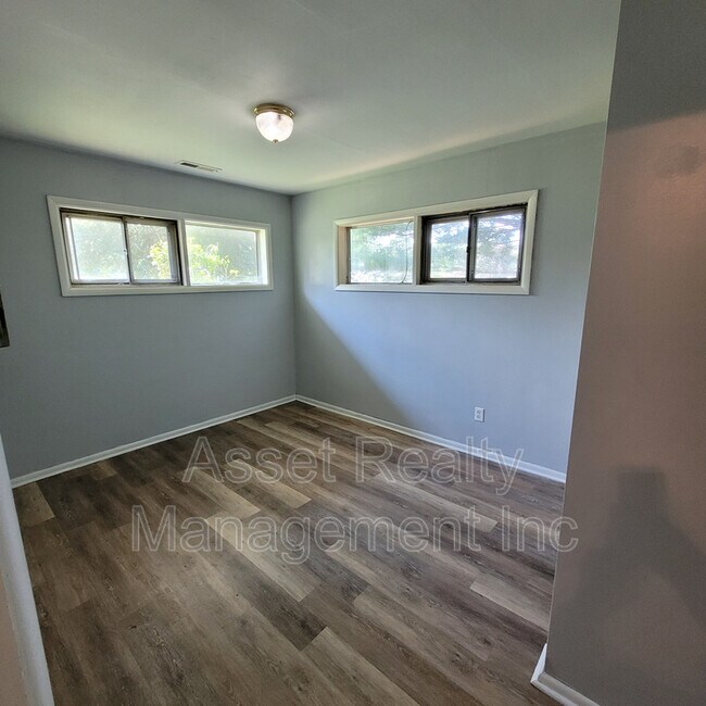 Foto del edificio - 4520 Nicholas Rd NW