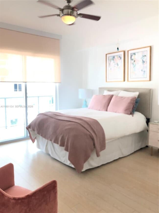 Building Photo - 1111 SW 1st Ave