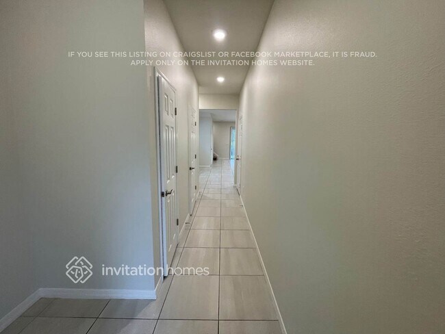 Foto del edificio - 2886 Grand Kemerton Pl