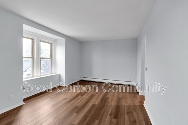 Foto del edificio - 425 Porter Ave