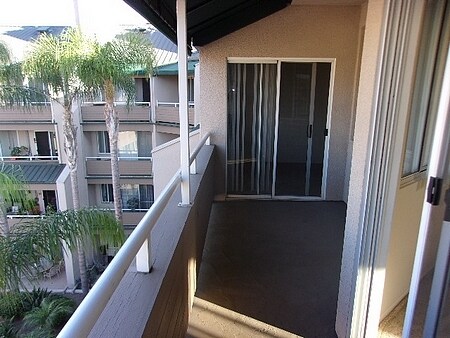 Foto del edificio - 4701 Date Ave
