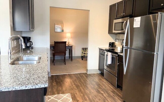 Foto del edificio - 50 Venue Wy