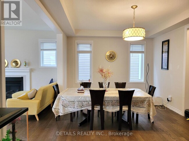 Building Photo - 180 Cranesbill Rd