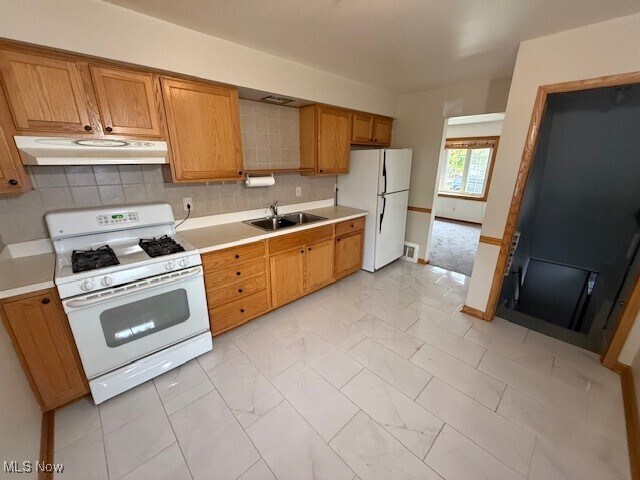16261 Remora Blvd Brook Park, OH 44142 – photo 4