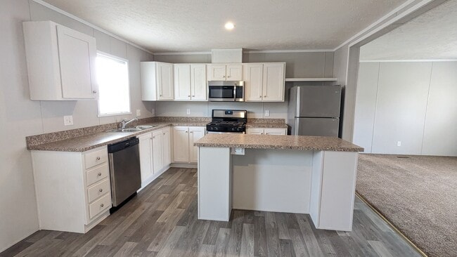 Building Photo - 153 Beech