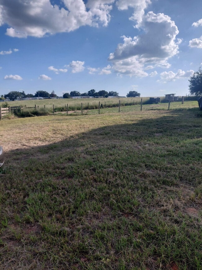 Building Photo - Coming Soon- Newly renovated 3 bedroom 1 bath mobile home