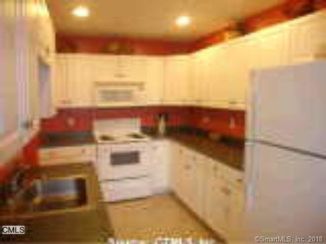 Building Photo - 12 Miranda Ln