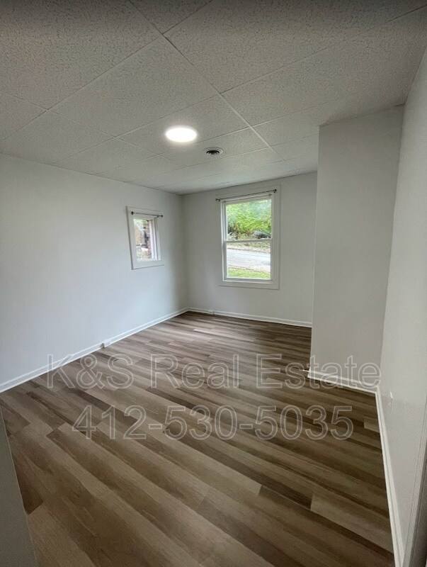 Foto del edificio - 341 Orchard Pl