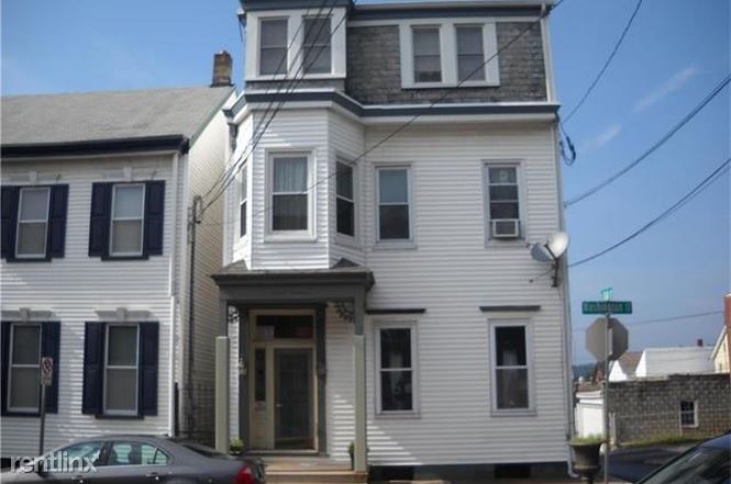 Primary Photo - 713 Washington St