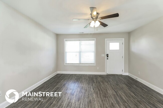 Foto del edificio - 714 E Georgia Ave