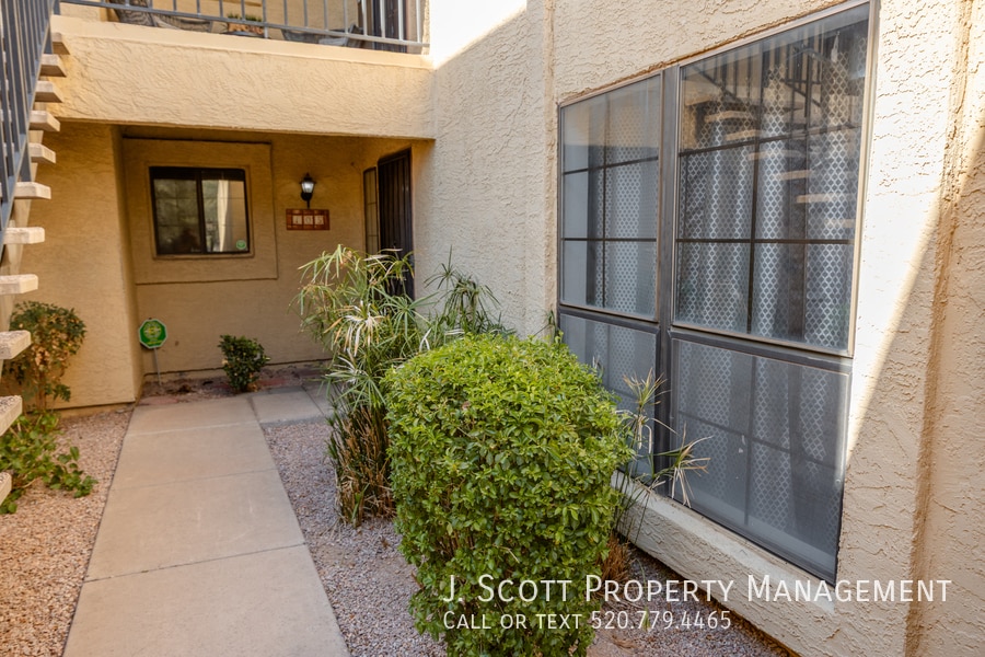 Foto principal - 8344 N 21st Dr