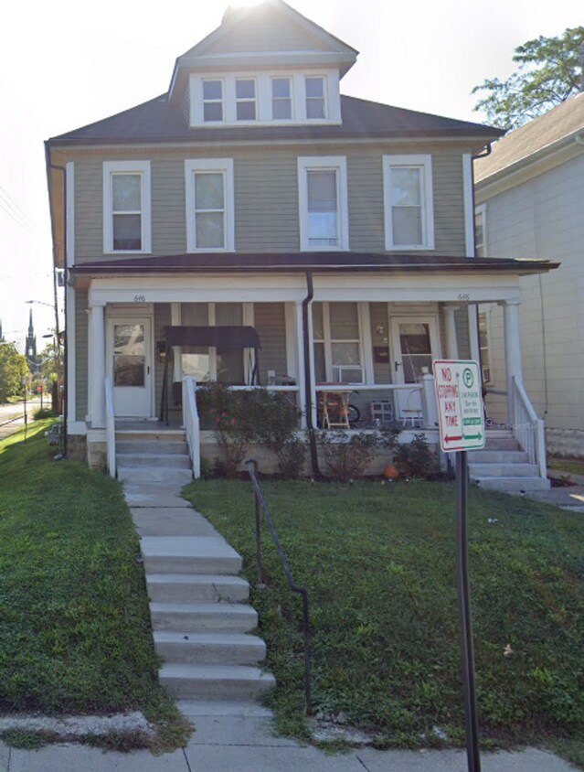 Primary Photo - NCH - 646-648 Carpenter St.