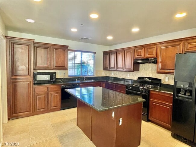 Building Photo - 8929 Jamie Lee Ave