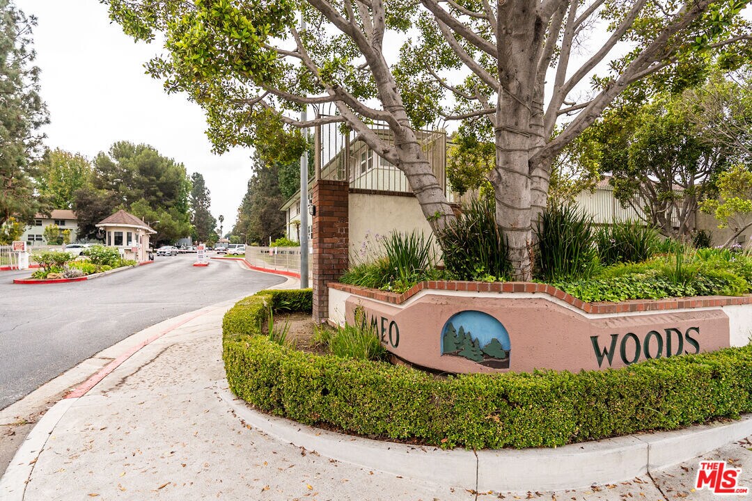 5878 Bowcroft St Unit 4, Los Angeles, CA 90016 Condo for Rent in Los