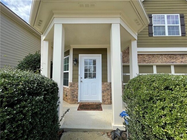 Building Photo - 2026 Barberry Dr