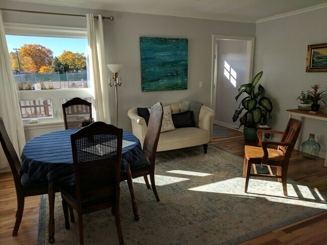 Upstairs Living Space - 818 Ash Street