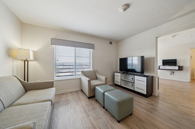 Foto del edificio - 5423 N Loop 1604 W