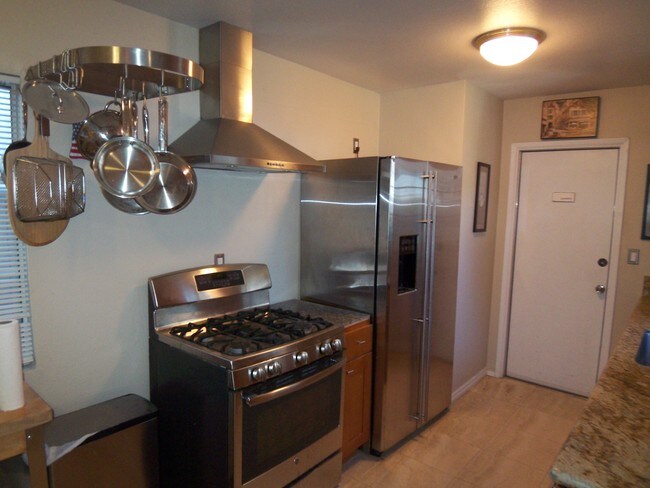 Building Photo - 34626 Via Catalina