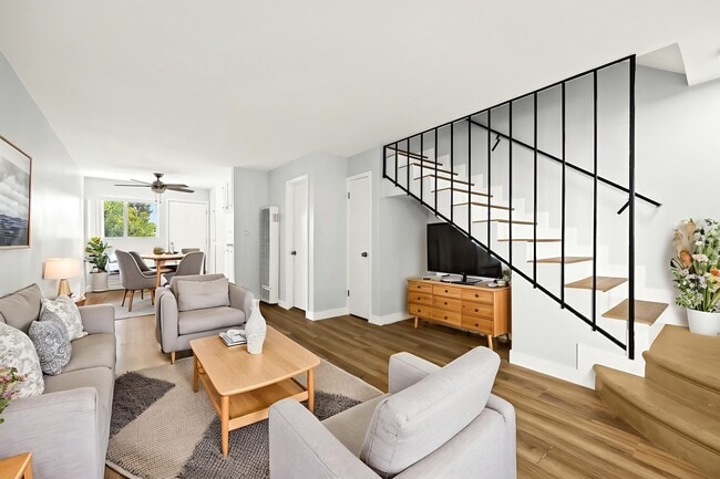 Building Photo - 616 San Pascual Ave