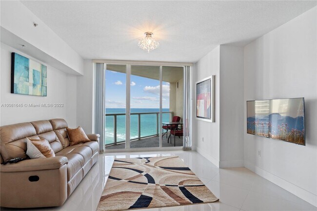 Building Photo - 16699 Collins Ave