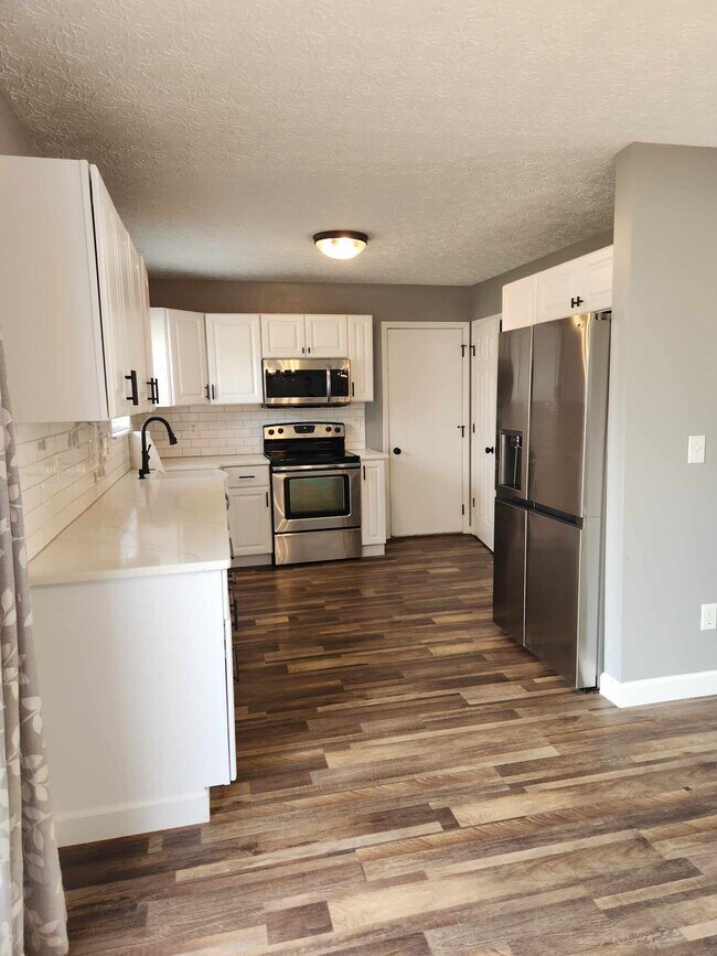 Building Photo - 5816 O'Reily Dr