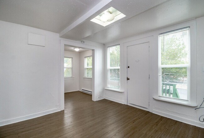 Foto del edificio - 14402 56th Ave S