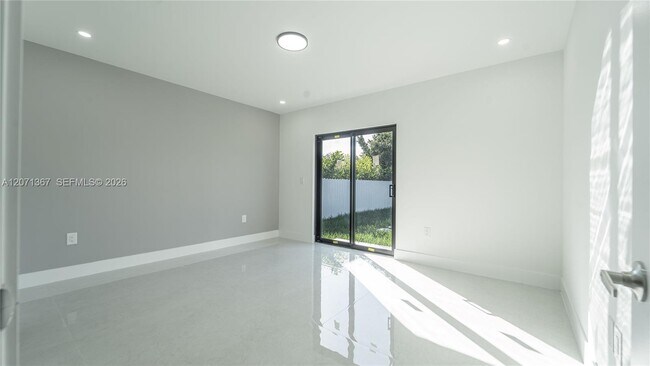 Foto del edificio - 22860 SW 122nd Pl