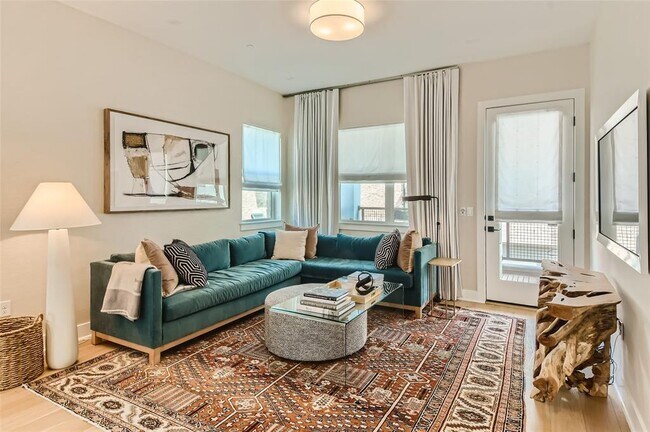 Foto del edificio - 3901 Emory Peak Pass