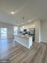 Building Photo - 106 Telluride Wy