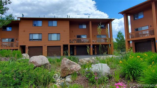 Primary Photo - 718 Meadow Creek Dr