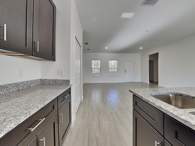 Building Photo - 15475 SW 46th Ave Rd