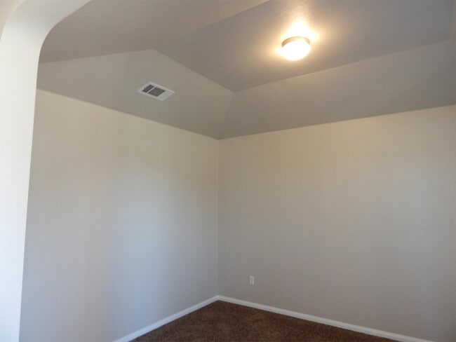 Foto del edificio - 601 Cattail Cir
