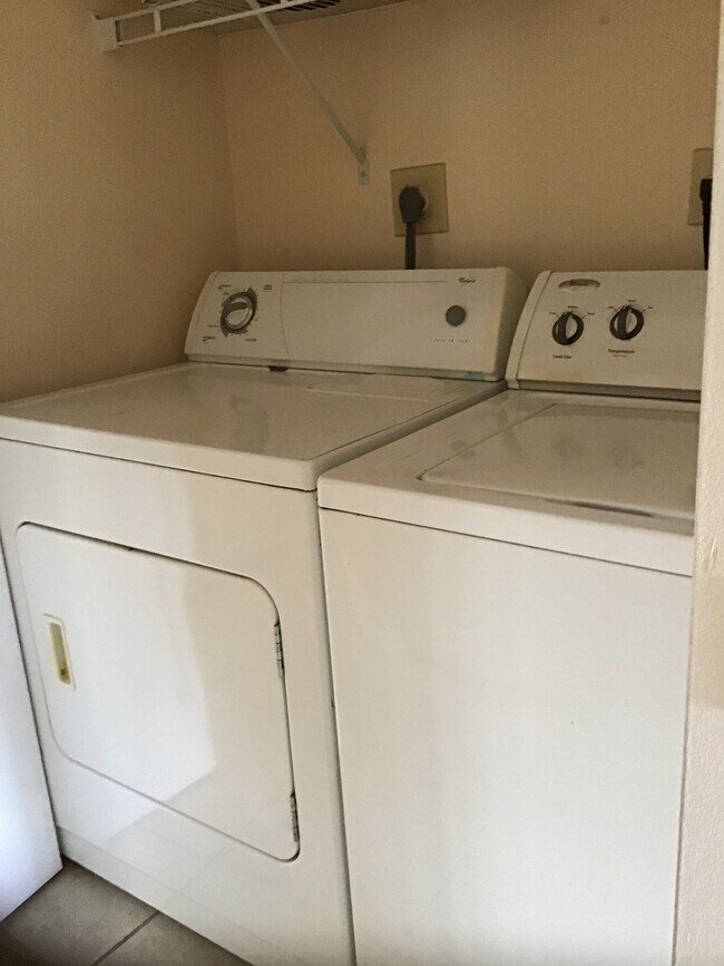 Foto del edificio - 11502 NW 43rd St