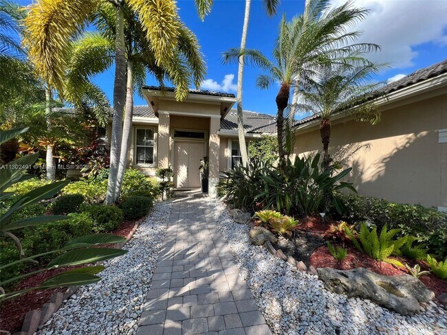 Foto del edificio - 1600 Blue Jay Cir