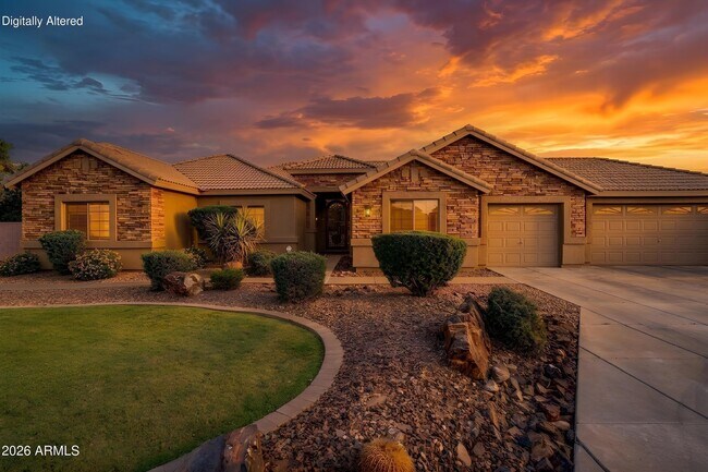 Building Photo - 4335 E Fox Cir