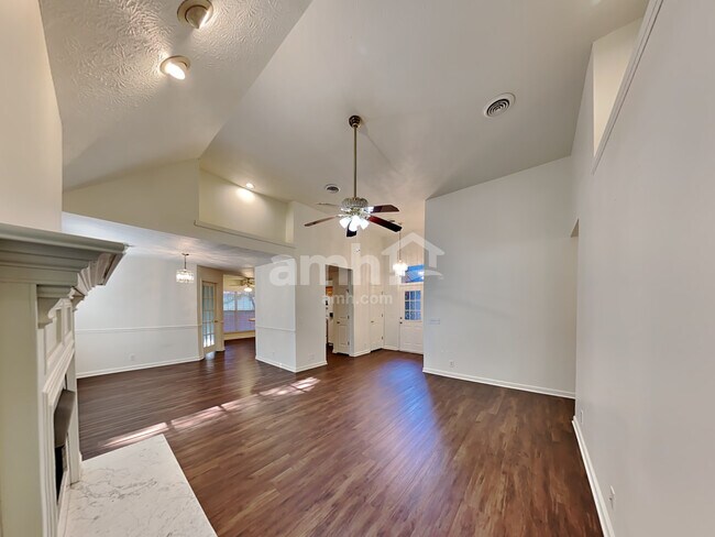 Building Photo - 205 Reidway Drive