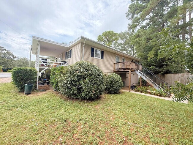 Foto del edificio - 94 Harris Rd NE