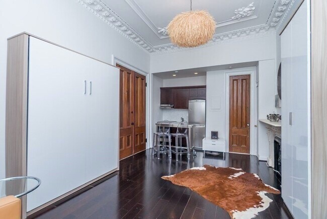 Foto del edificio - 529 Columbus Ave