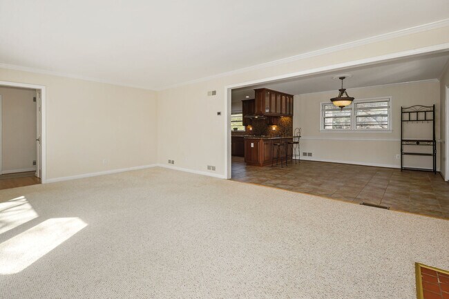 Foto del edificio - 3801 N Oakland St